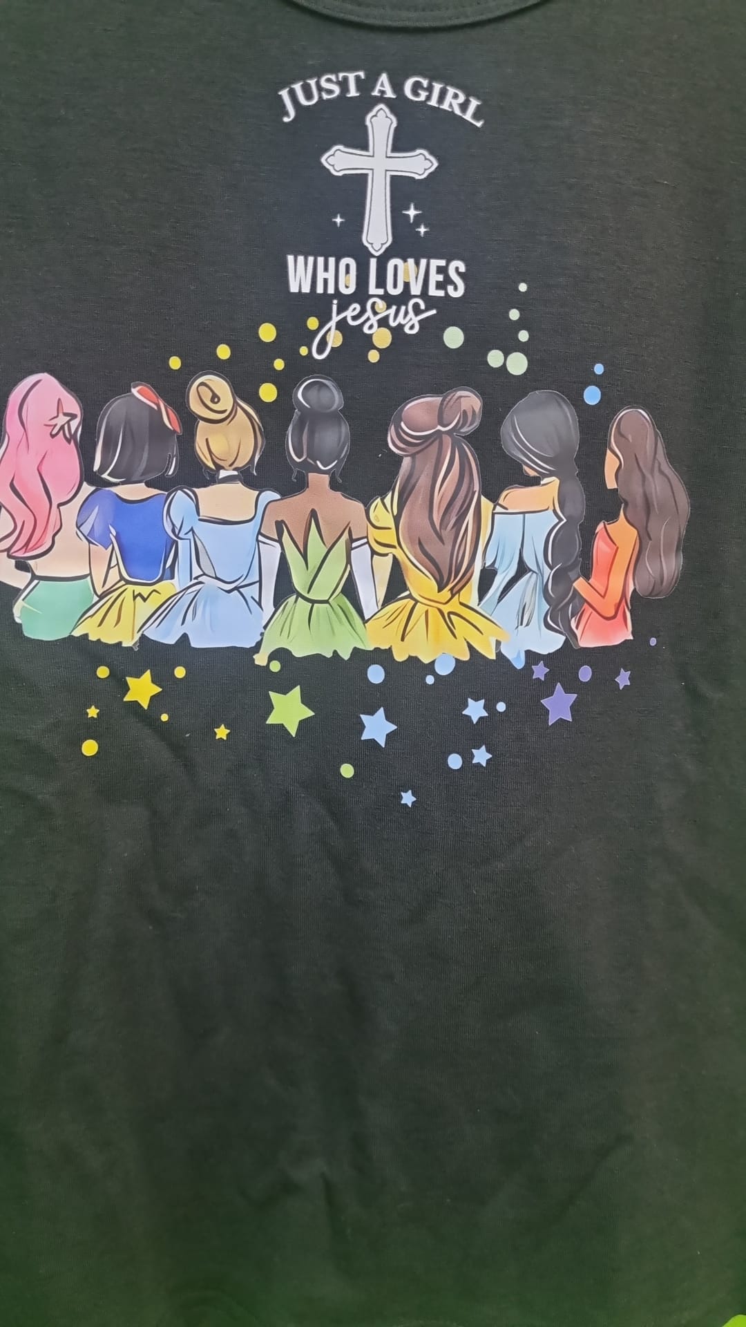 “Just a Girl Who Loves Jesus” Kinder T-shirt – Zwart | Unity & Faith Design
