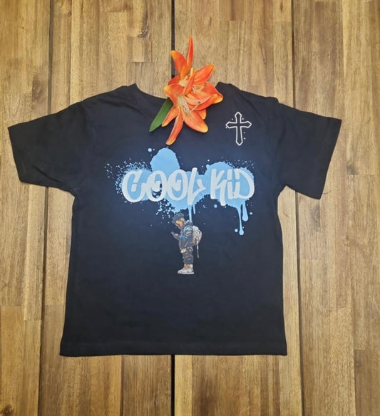 “Cool Kid” Christian Streetwear T-shirt – Zwart met Cross Accent