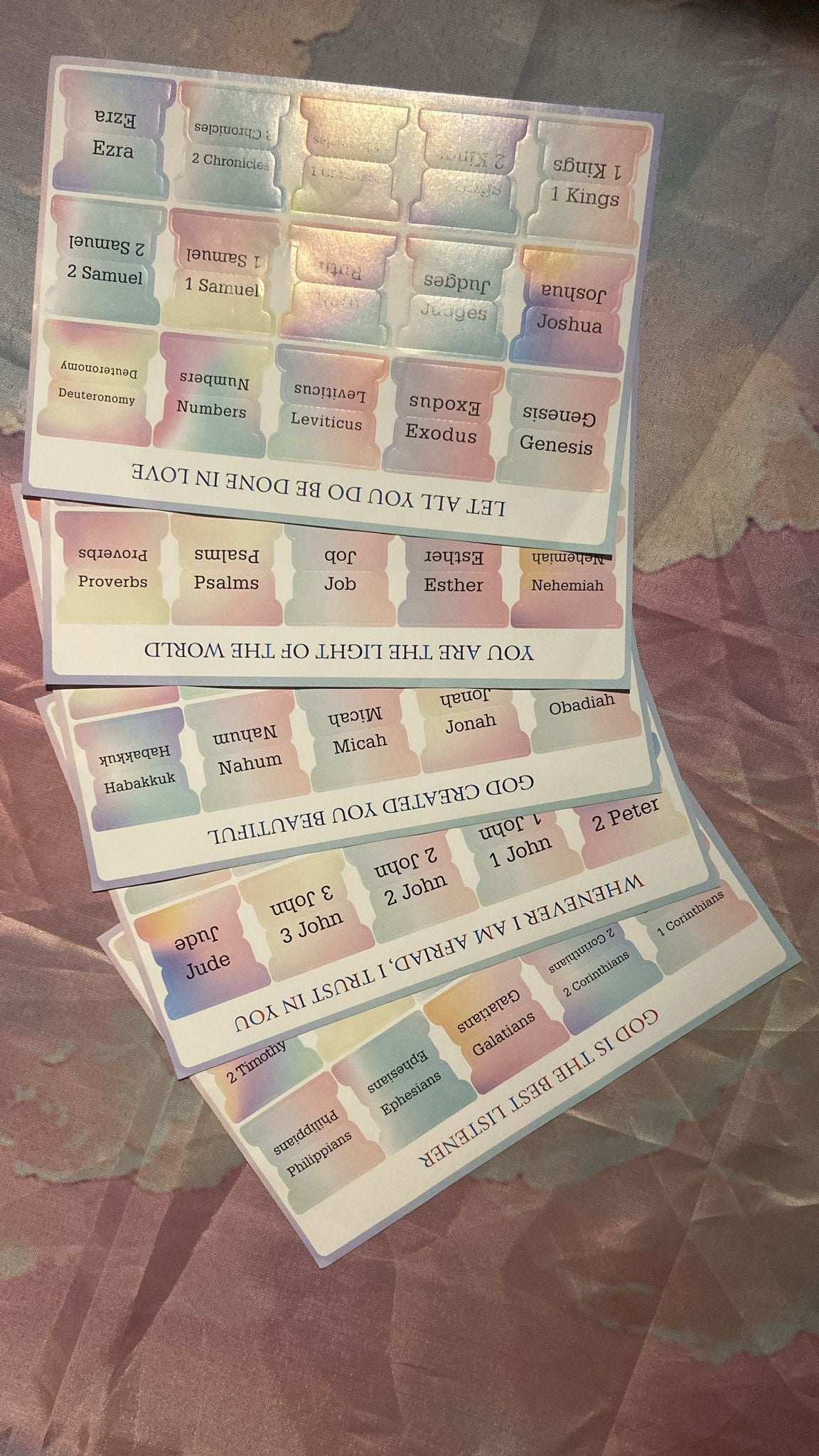 Bijbeltabs - Luxe Set met stevig geplakte tabs, ideaal voor jouw stille tijd, beschikbaar in meerdere kleuren.