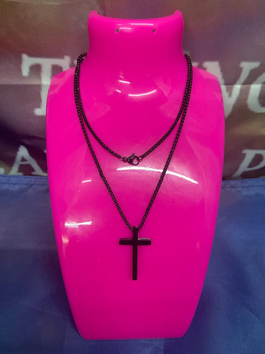 Black Grace Necklace – 33cm Cross Edition