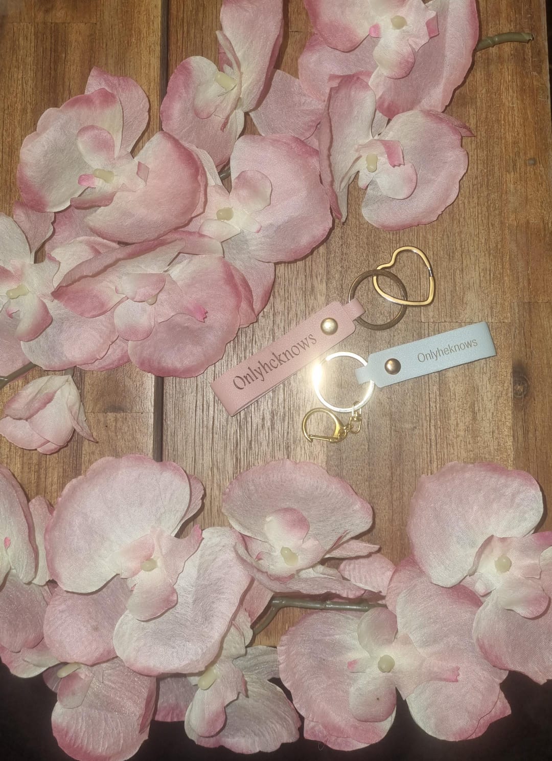 Sleutelhanger – Gift (Roze/Blauw)